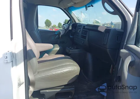 2012 Chevrolet Express 2500 Work Van из США, поврежденный, VIN 1GCWGFCA7C1100382